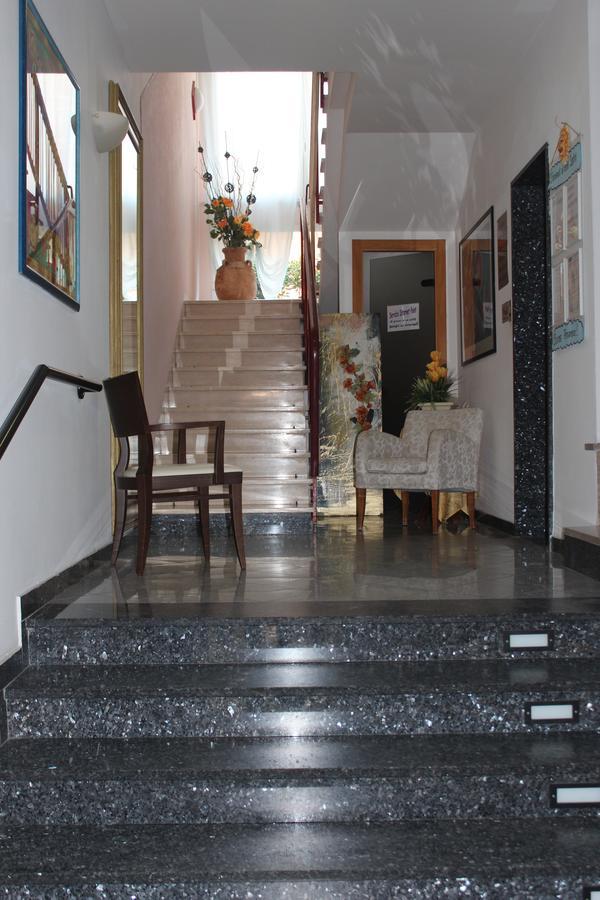 Hotel Santini 3*