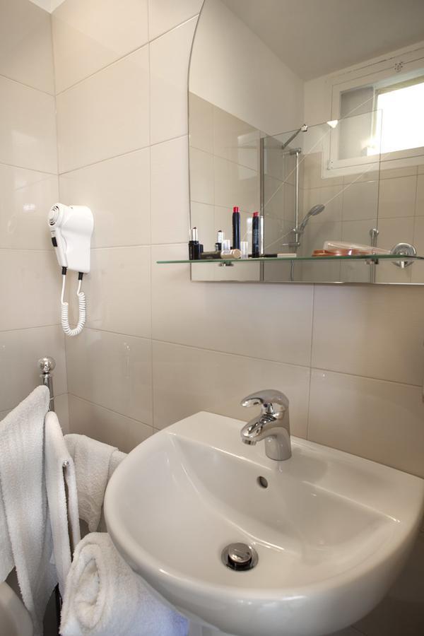 Perazzini Hotel 2*