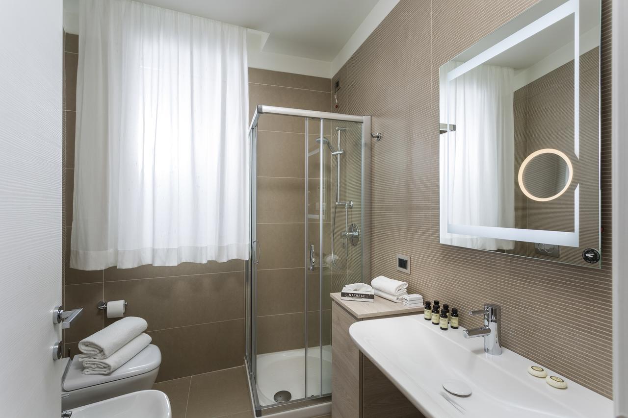 Apartment Embassy 2*