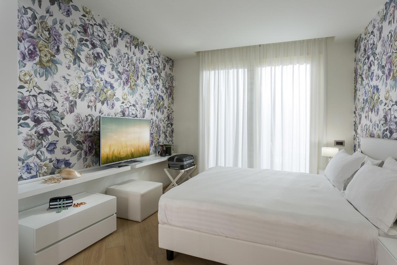 Apartment Embassy 2*