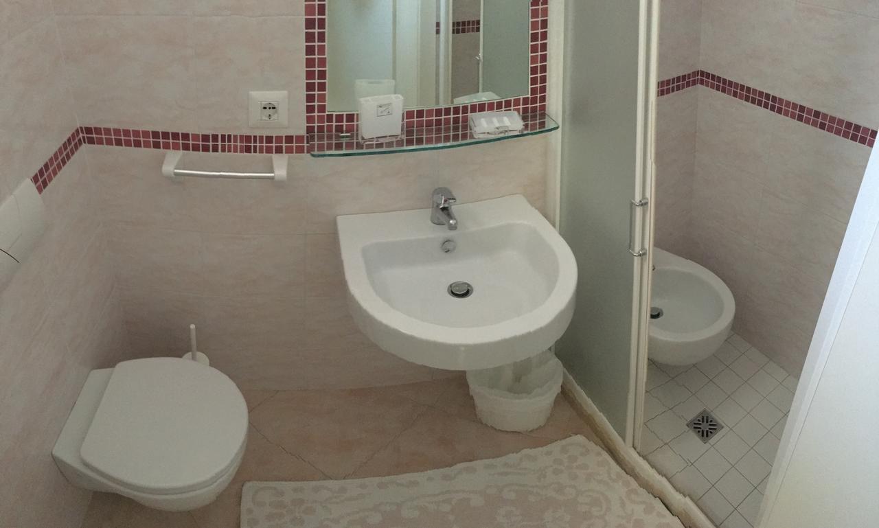 Hotel Kelly 2*