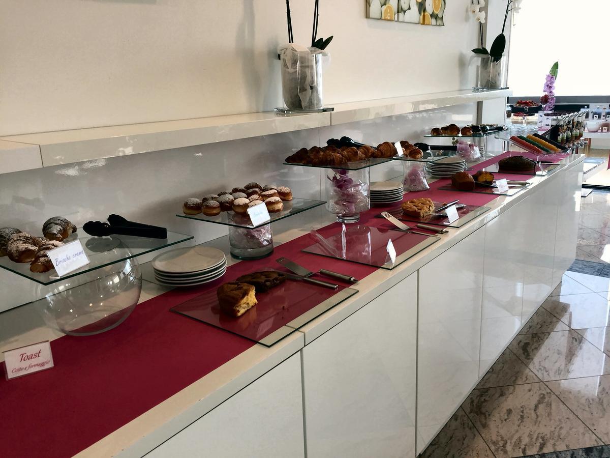 Hotel Byron Rimini
