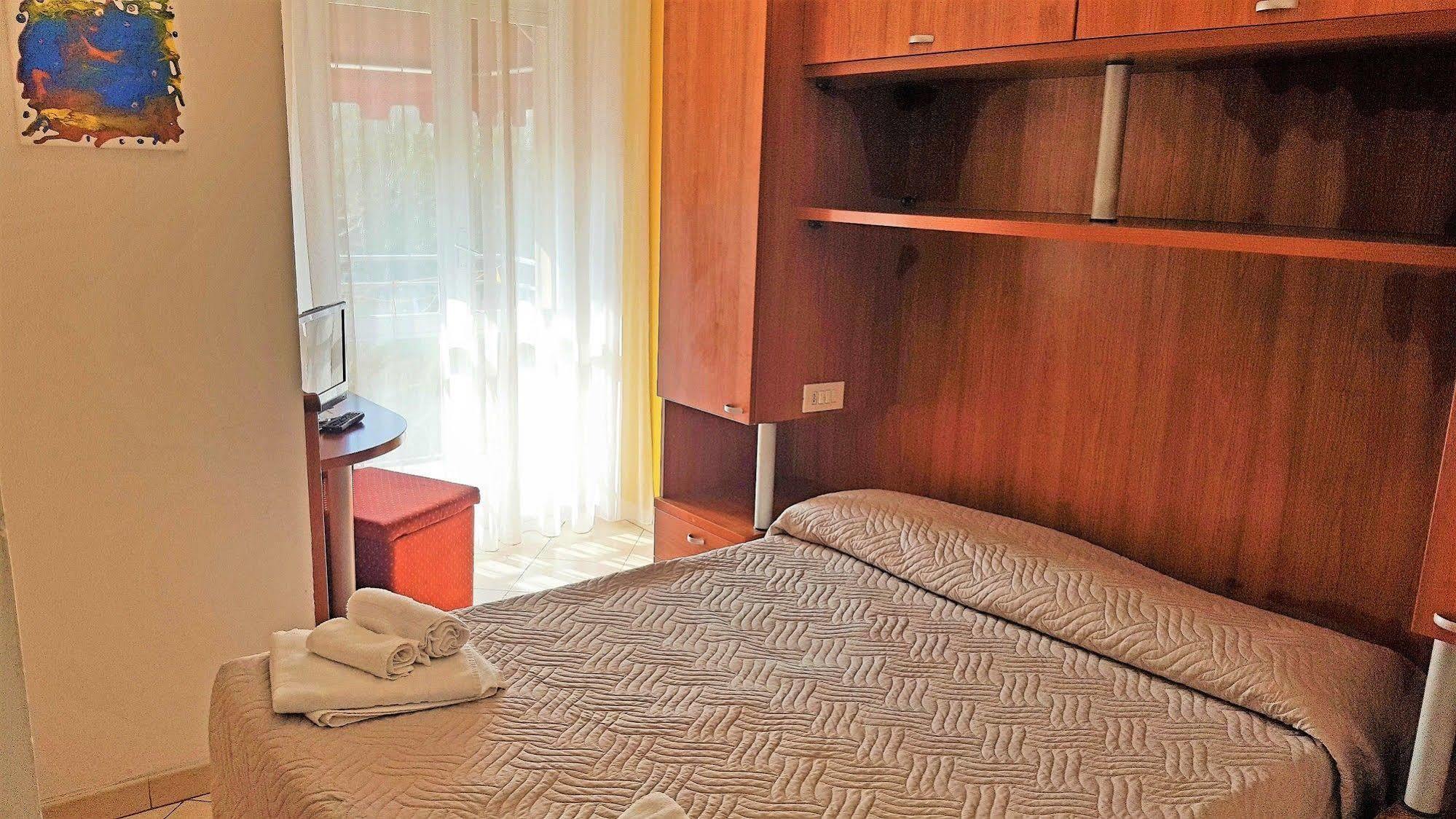 Bengasi 3* Rimini