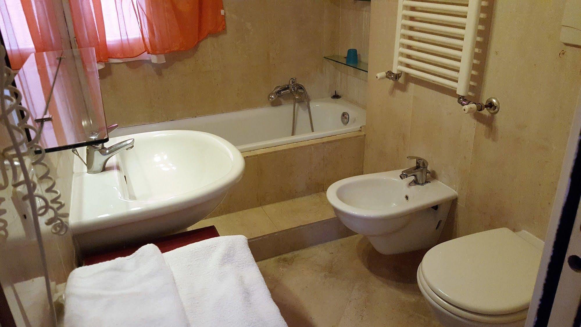 Bengasi Hotel 3*