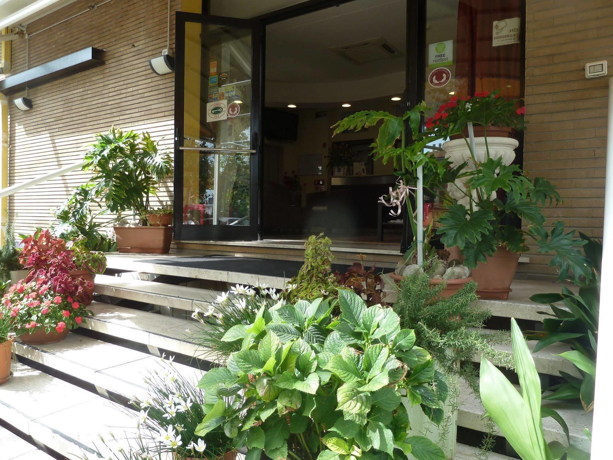 Crosal Hotel Rimini