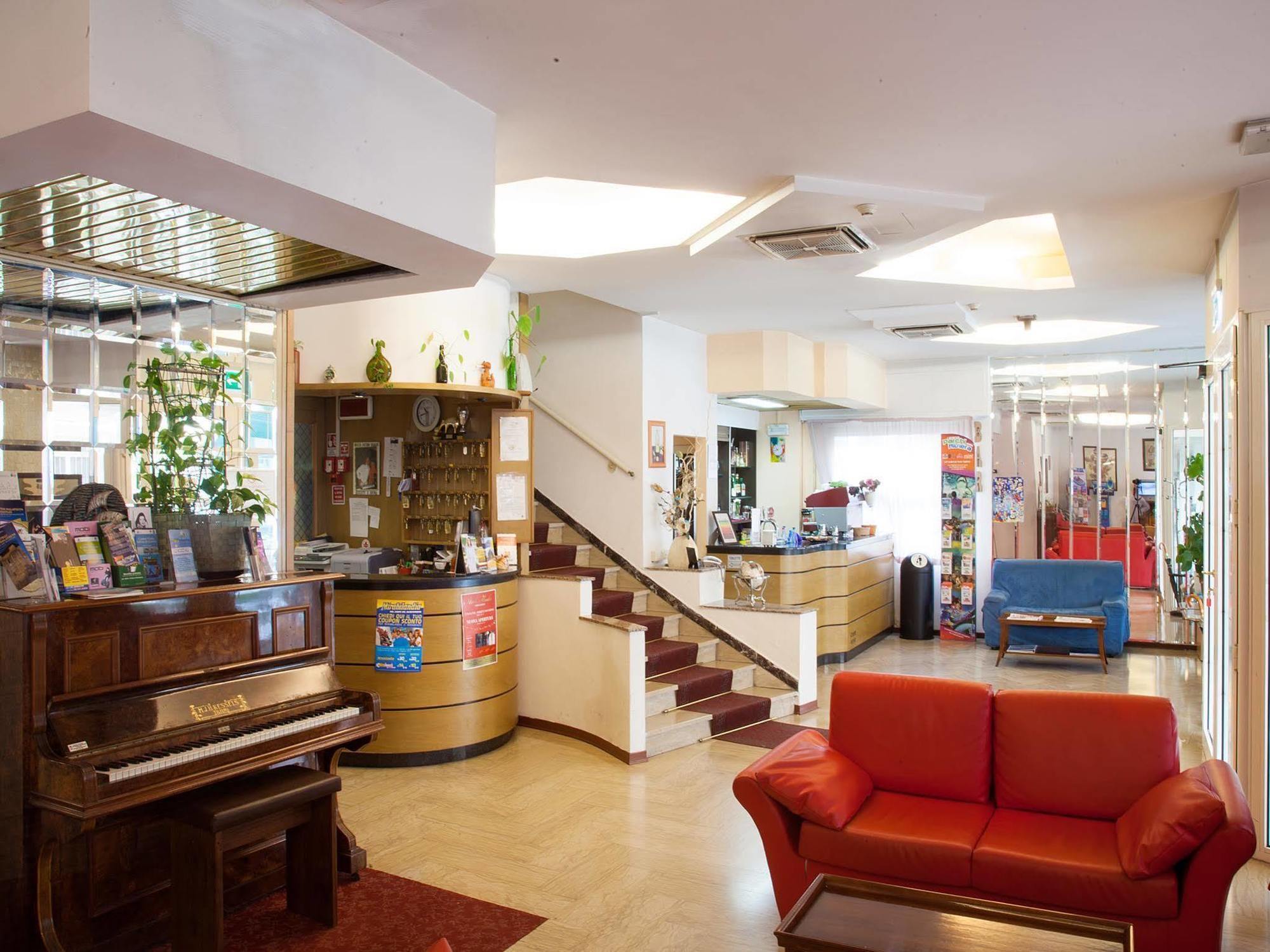 Bamby Hotel 3*
