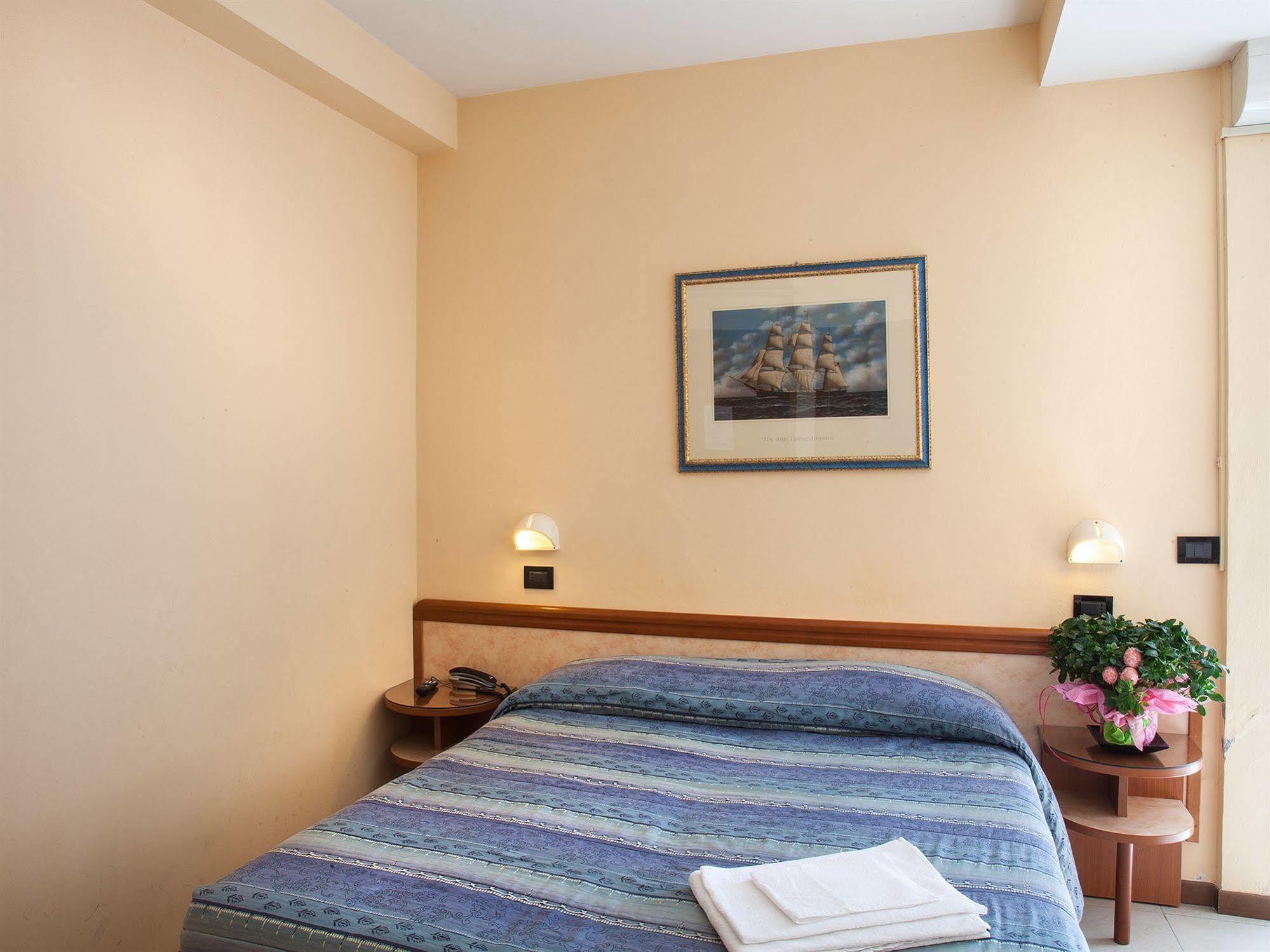 Bamby Hotel 3*