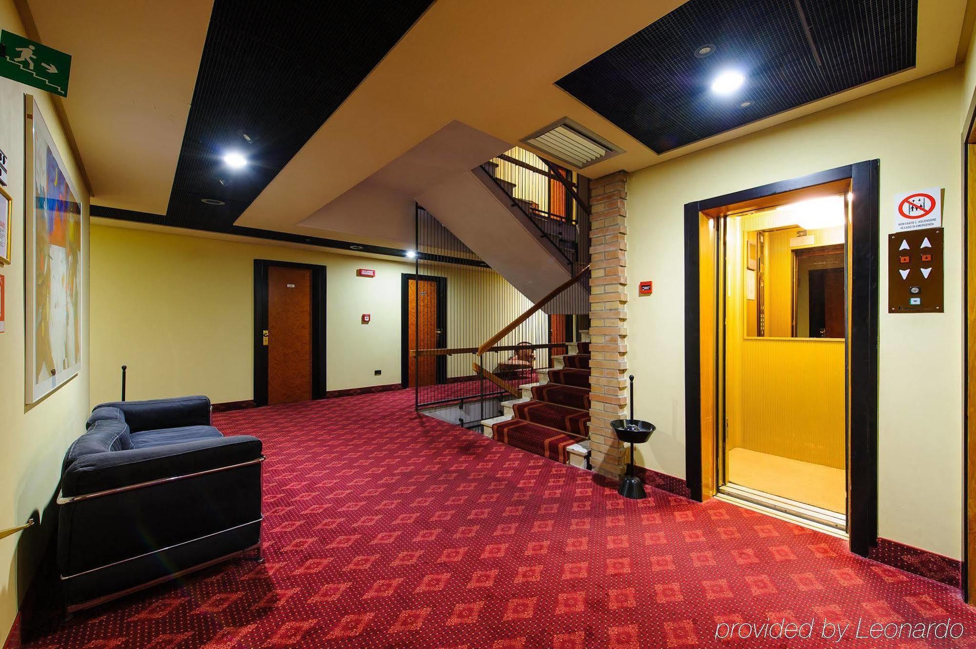 Admiral Art Hotel 4*