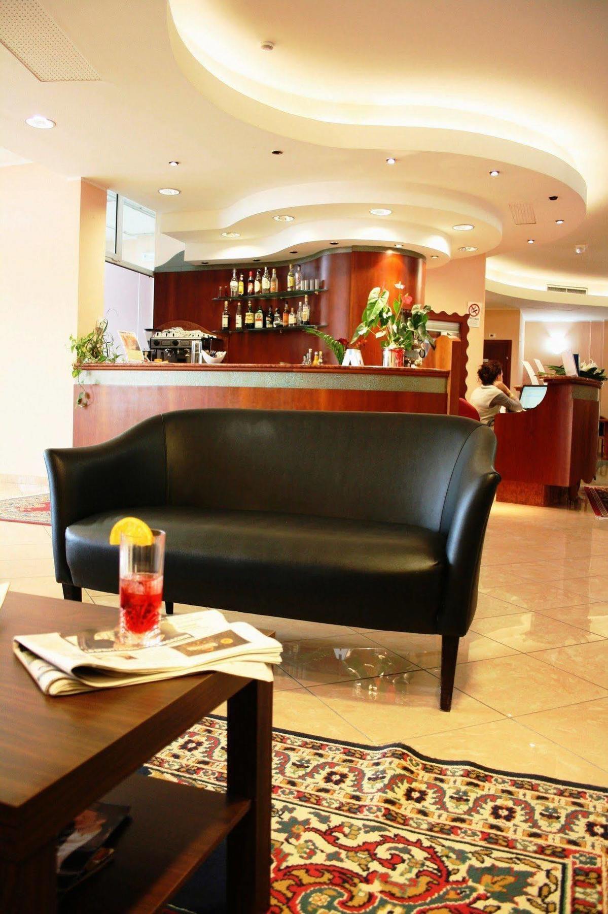 Piccadilly Aparthotel