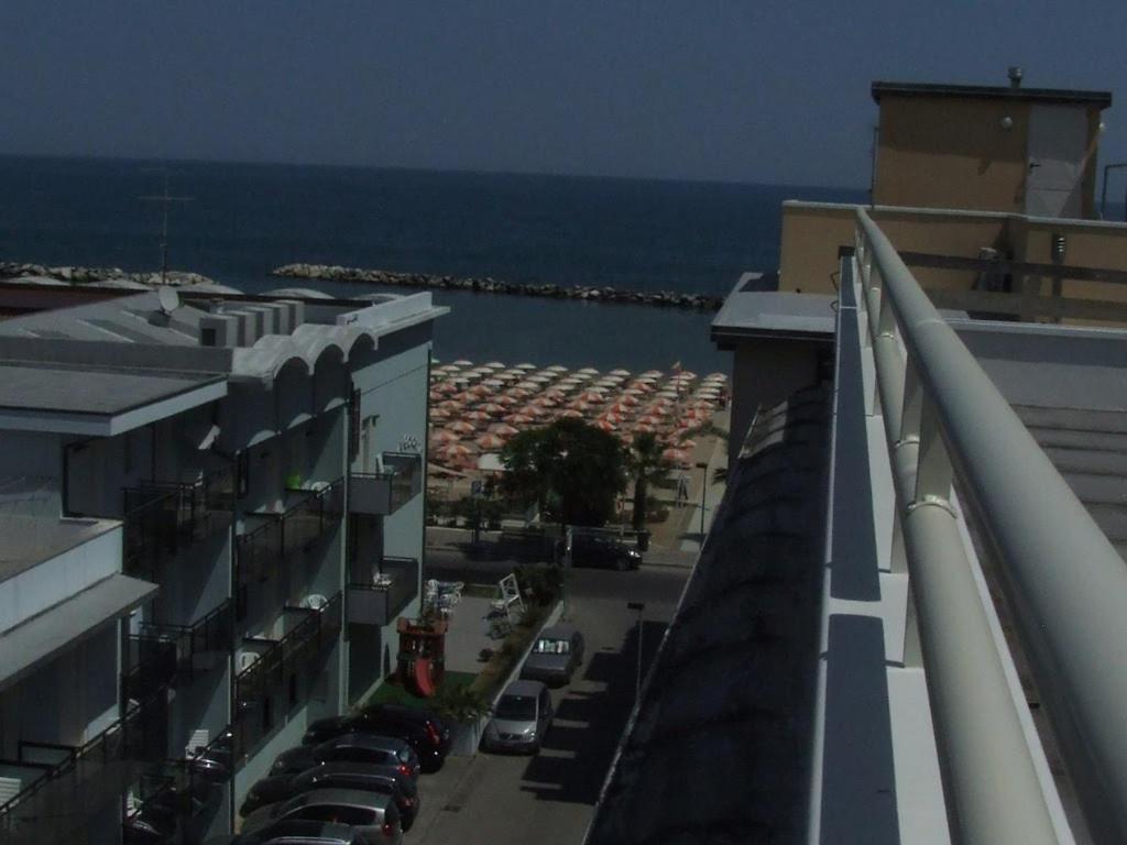 Hotel Glenn 3*
