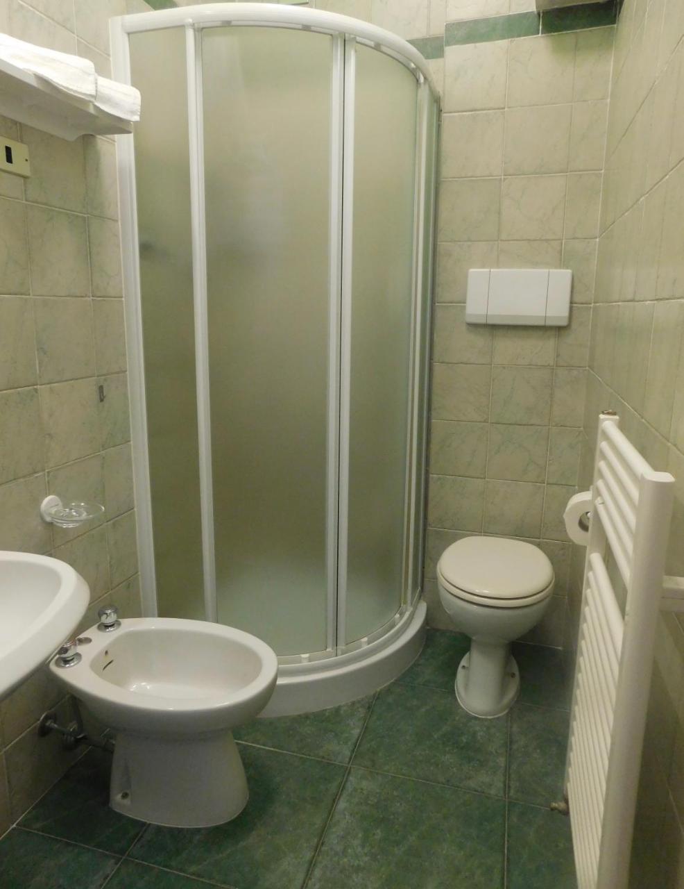 Dolores Hotel 3*