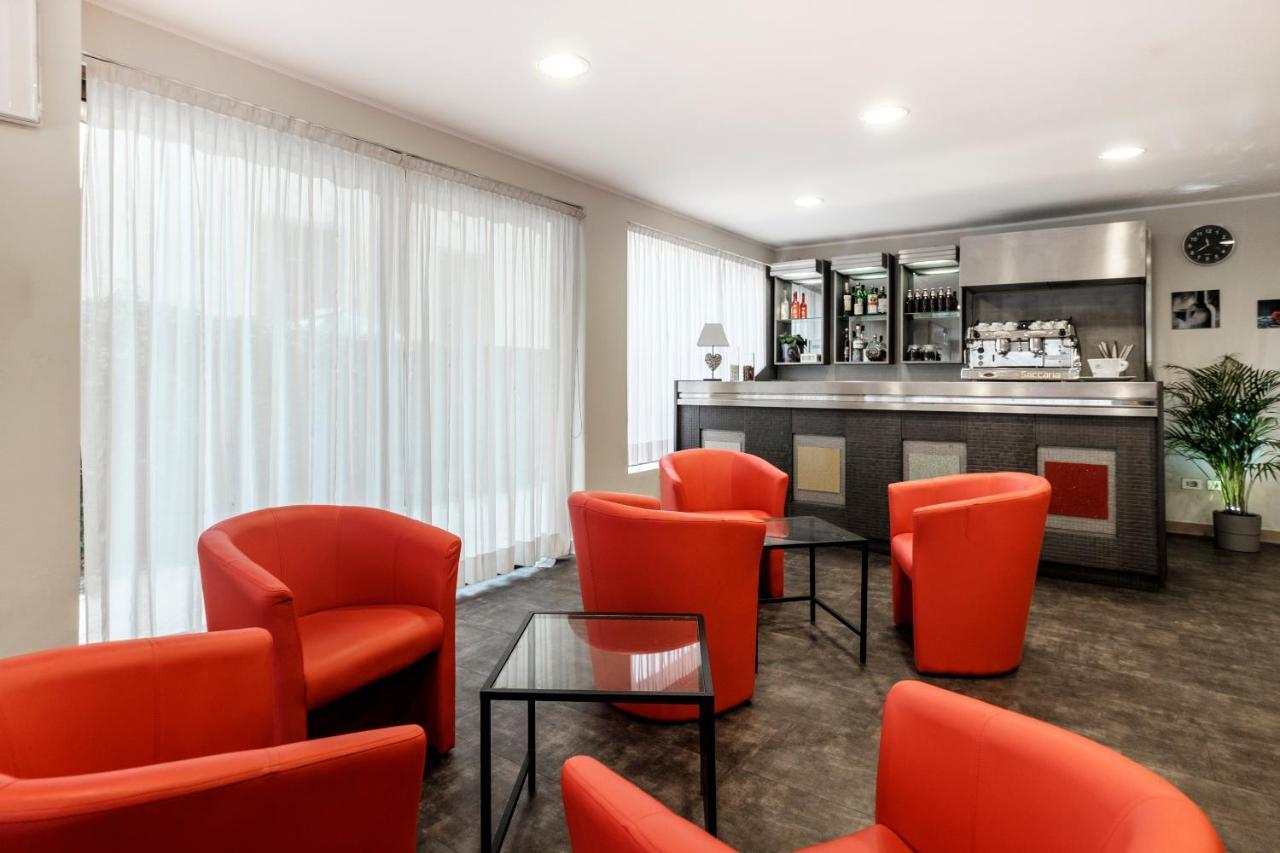 Hotel Condor 3*