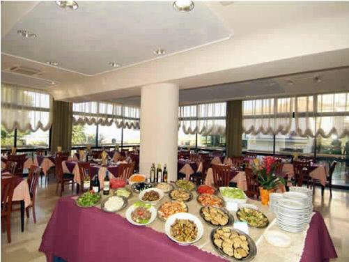 Alcazar 3* Rimini