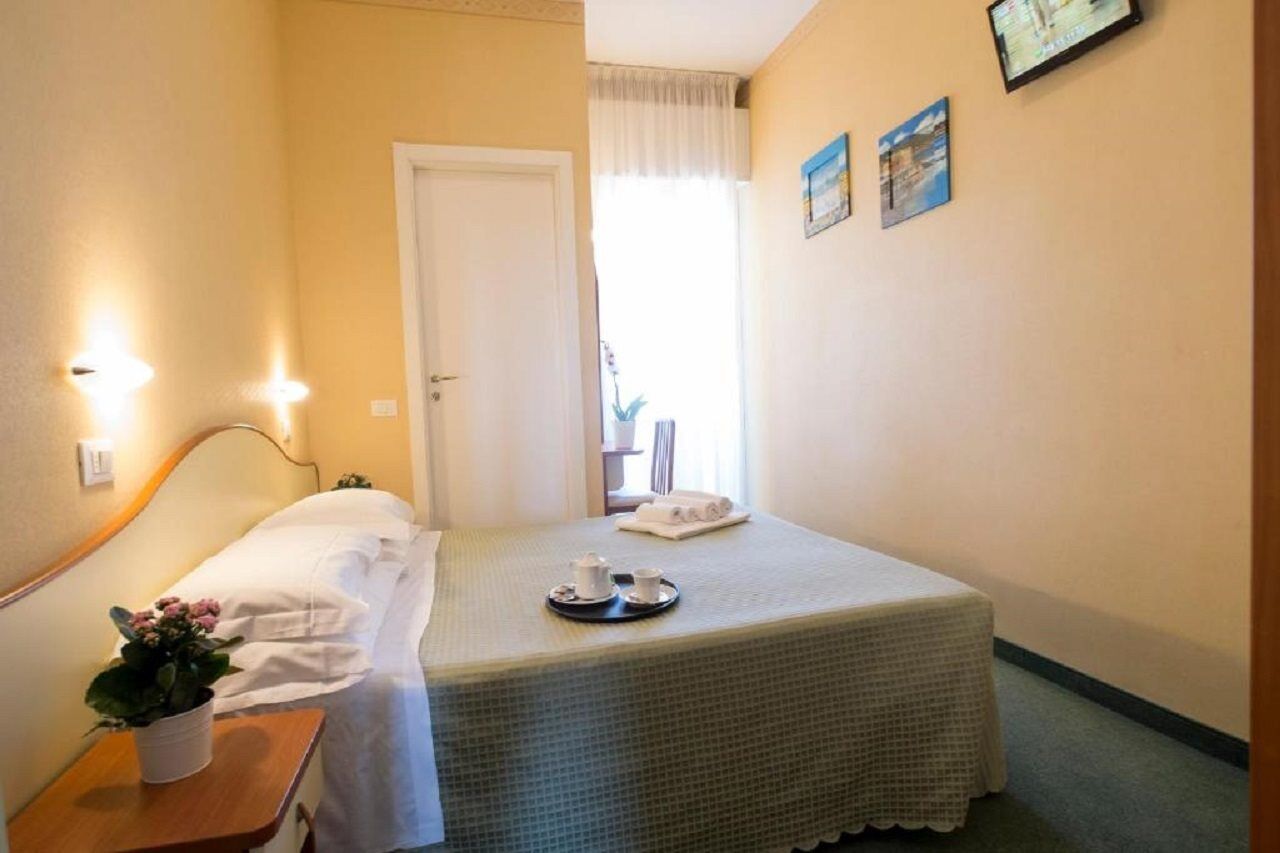 Crosal Hotel Rimini