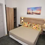 Hotel Crisvan