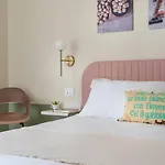 Pan Di Zenzero Icecream Hotel