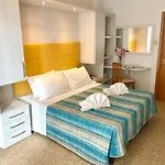Hotel Crystal