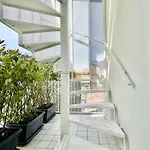 Attico Con Garage E Ampia Terrazza Privata