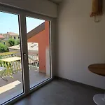 Suitehome Comfort Apartment Near The Beach