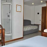 Hotel De France