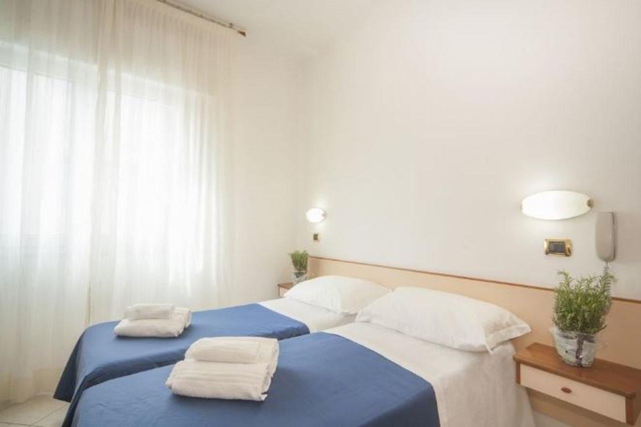 Manola 3* Rimini