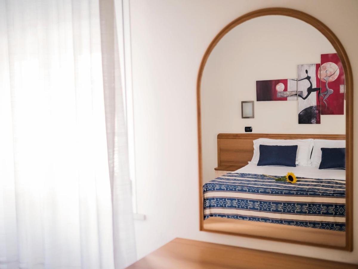 Bridge Hotel 3*