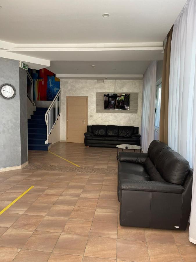 New Happy Hotel 3*