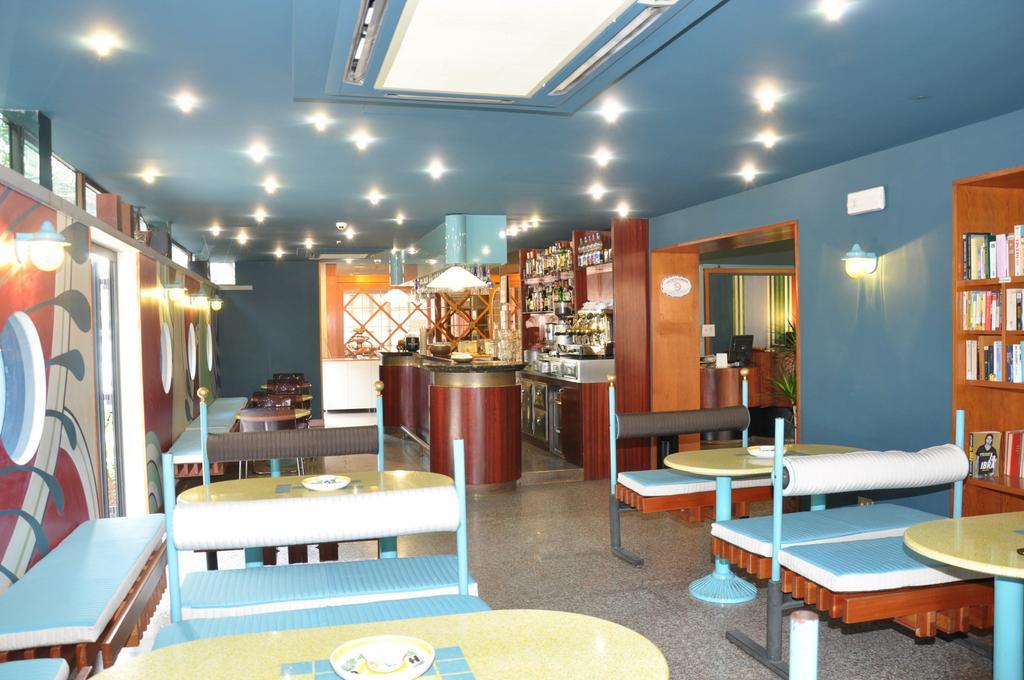 Carol Hotel 3*