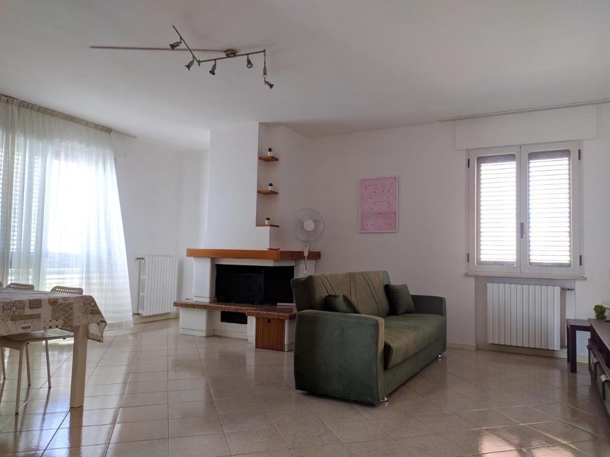 Holiday home Residenza Silvestro A 2 Minuti Dalla Fiera E Dal Mare!