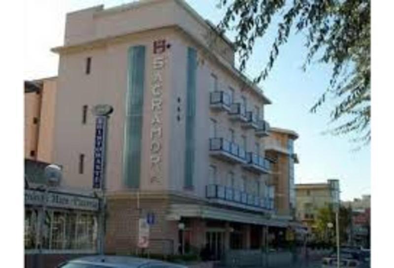 Sacramora Hotel