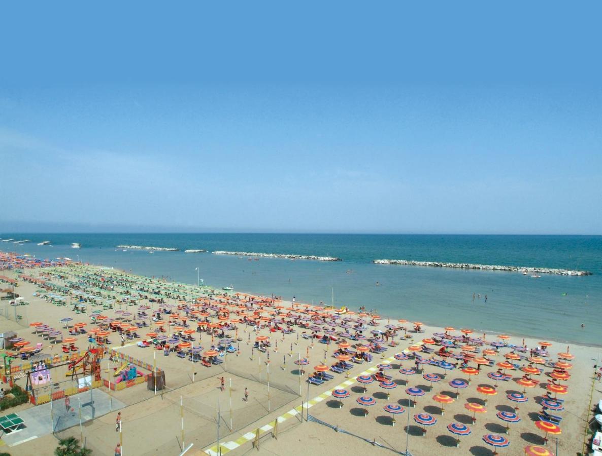 Ducale Aparthotel 3*