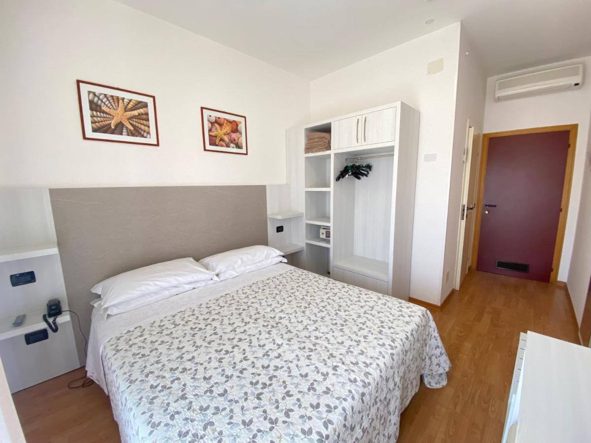 Betty Hotel 3*