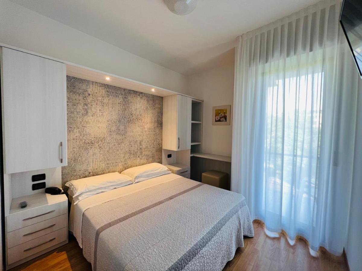 Betty 3* Rimini