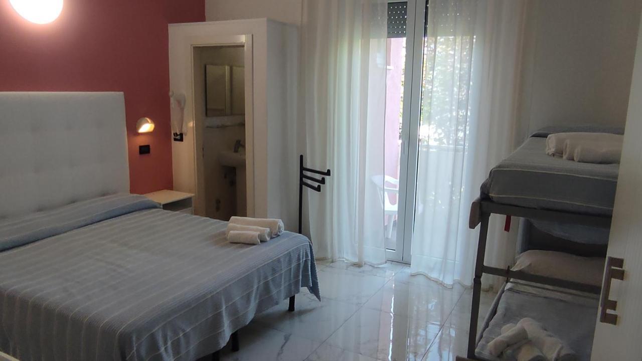Hotel Elisa 3*