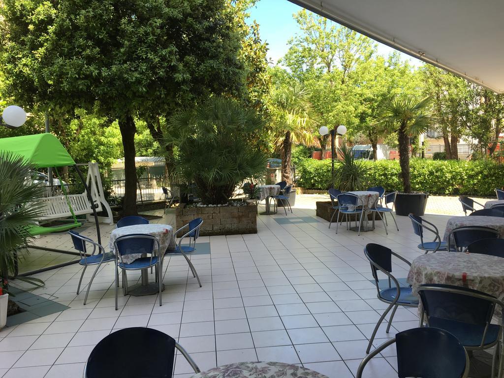 Hotel Como 2*