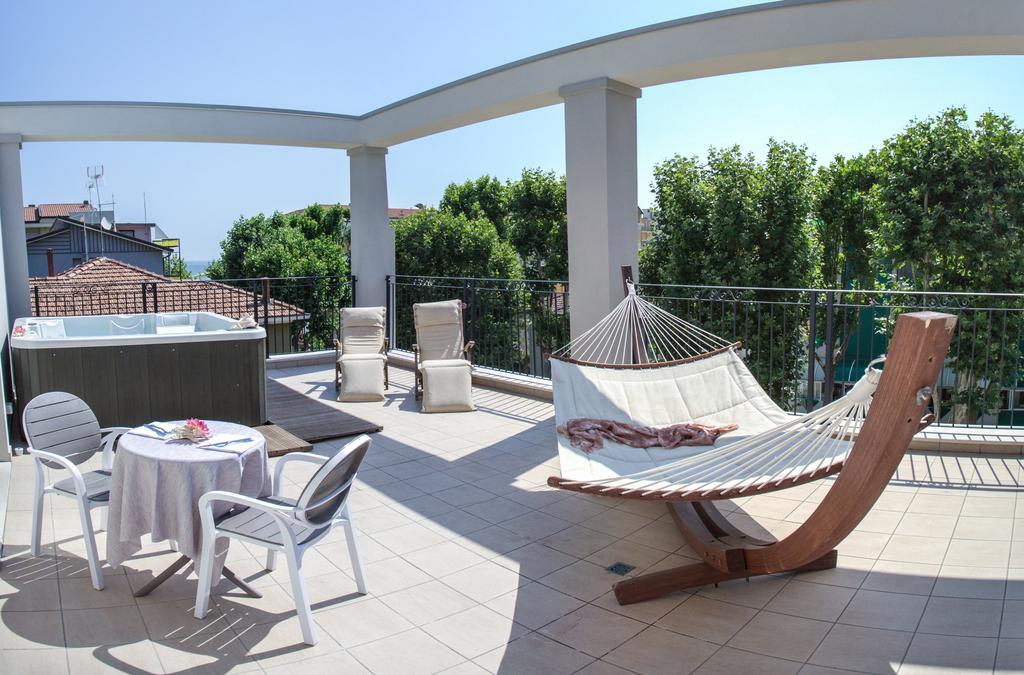Rimini Suite Hotel 4*