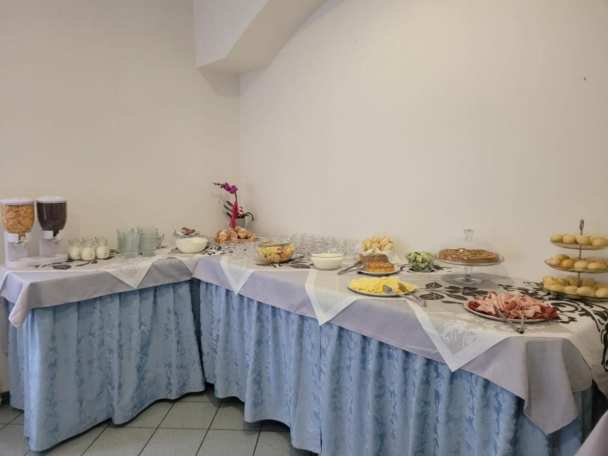Elisa Hotel Rimini