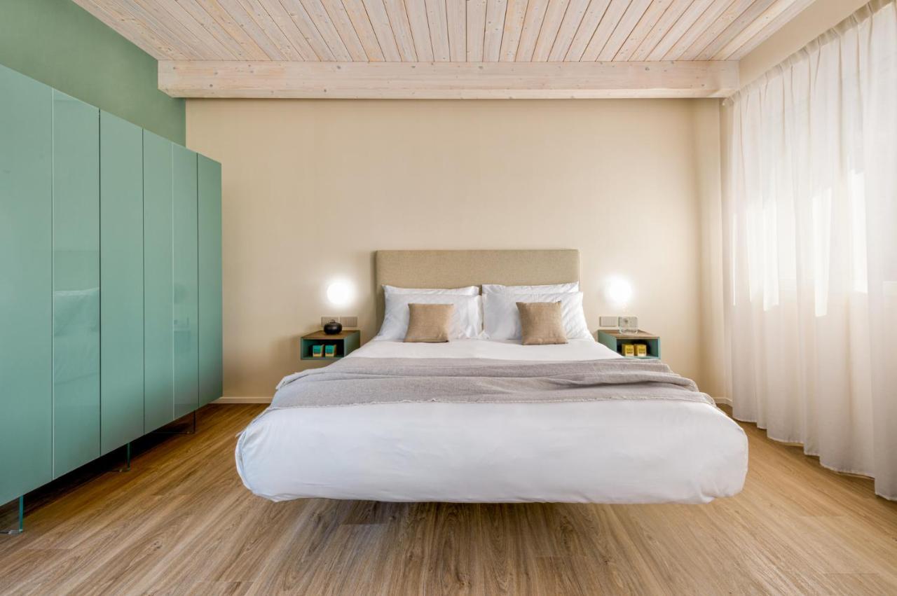 Open Hotel