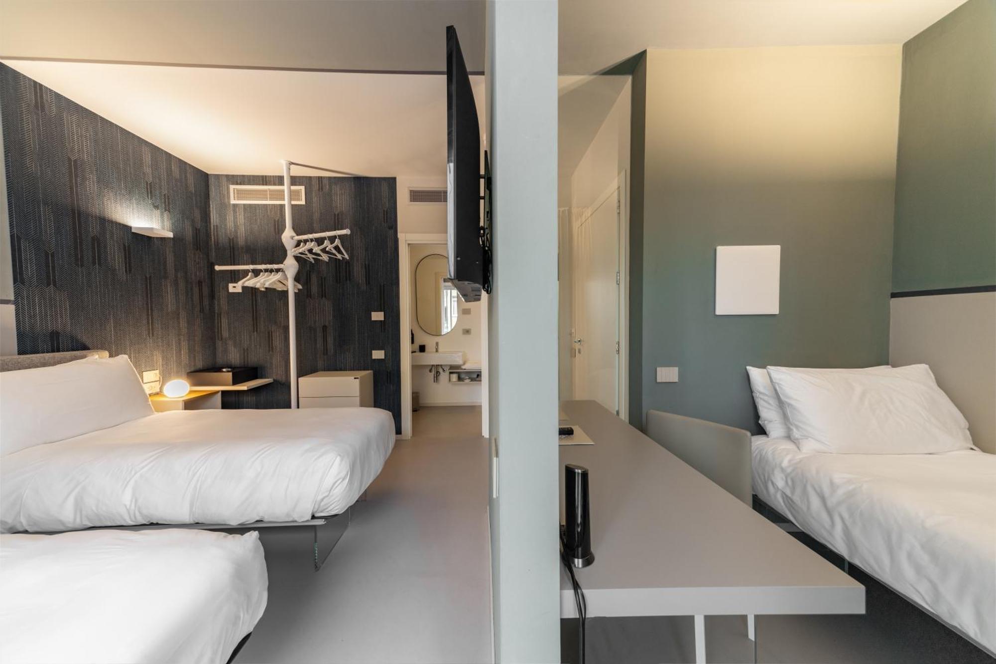 Hotel Open