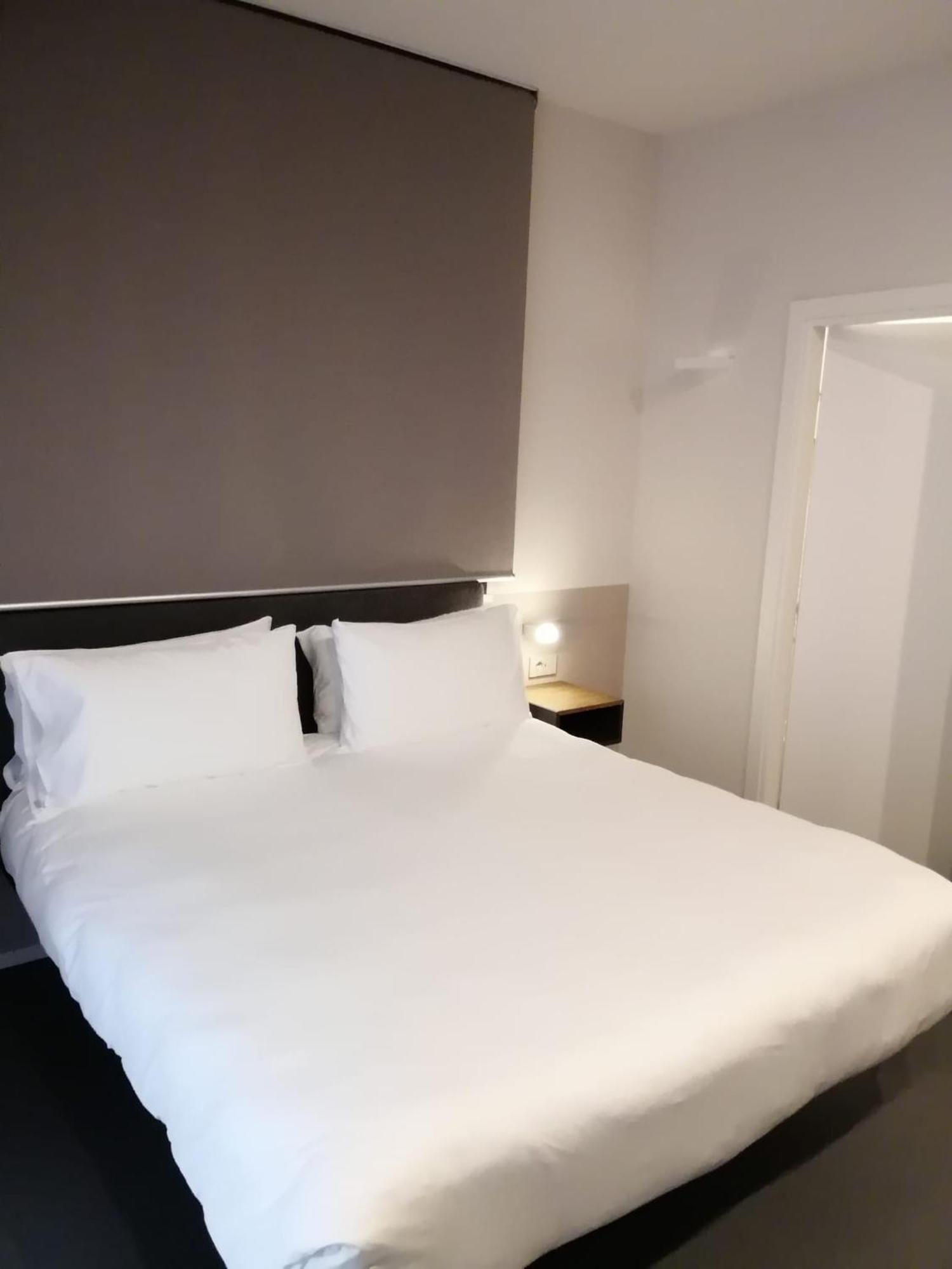 Open Hotel