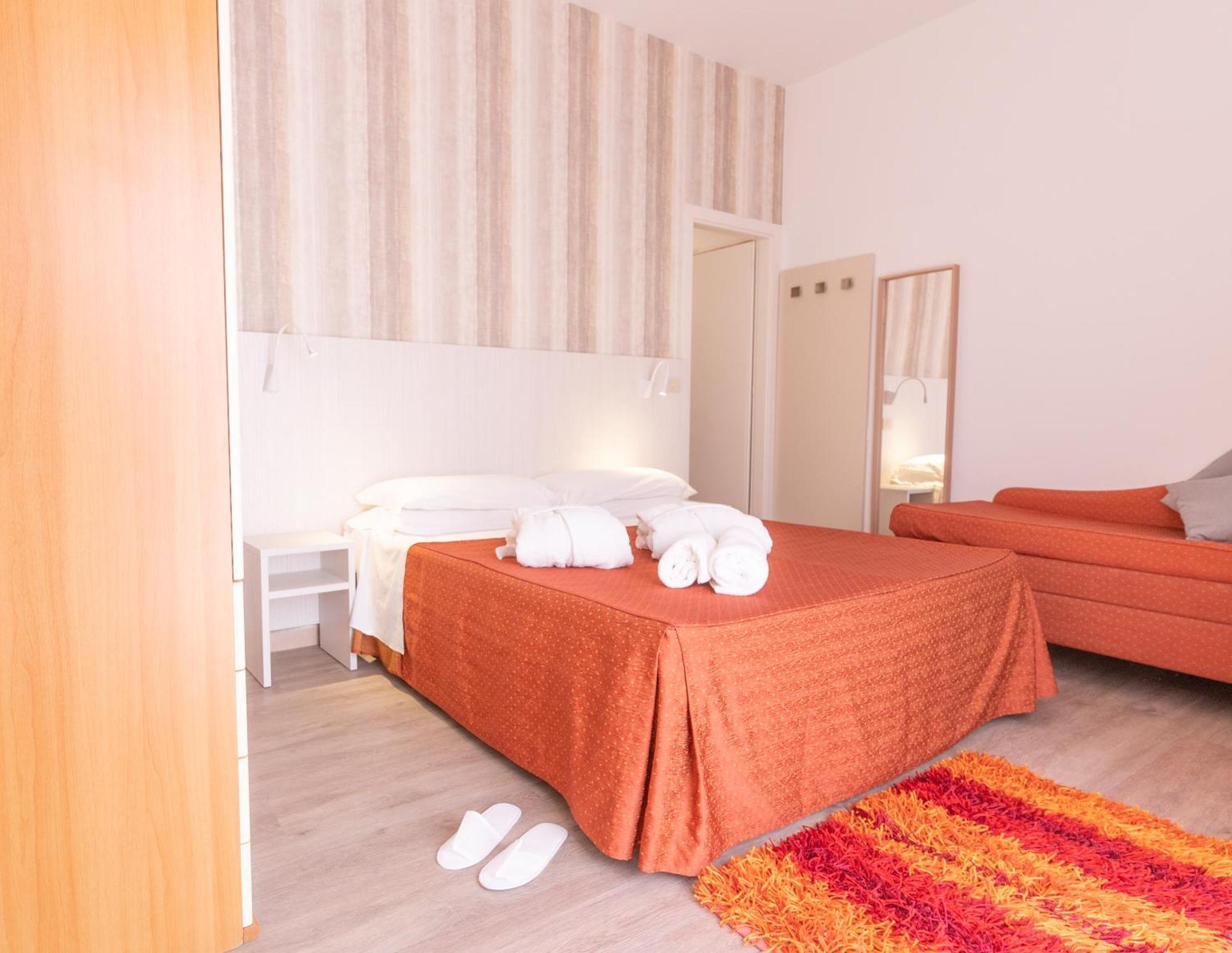 Dusseldorf Hotel Rimini
