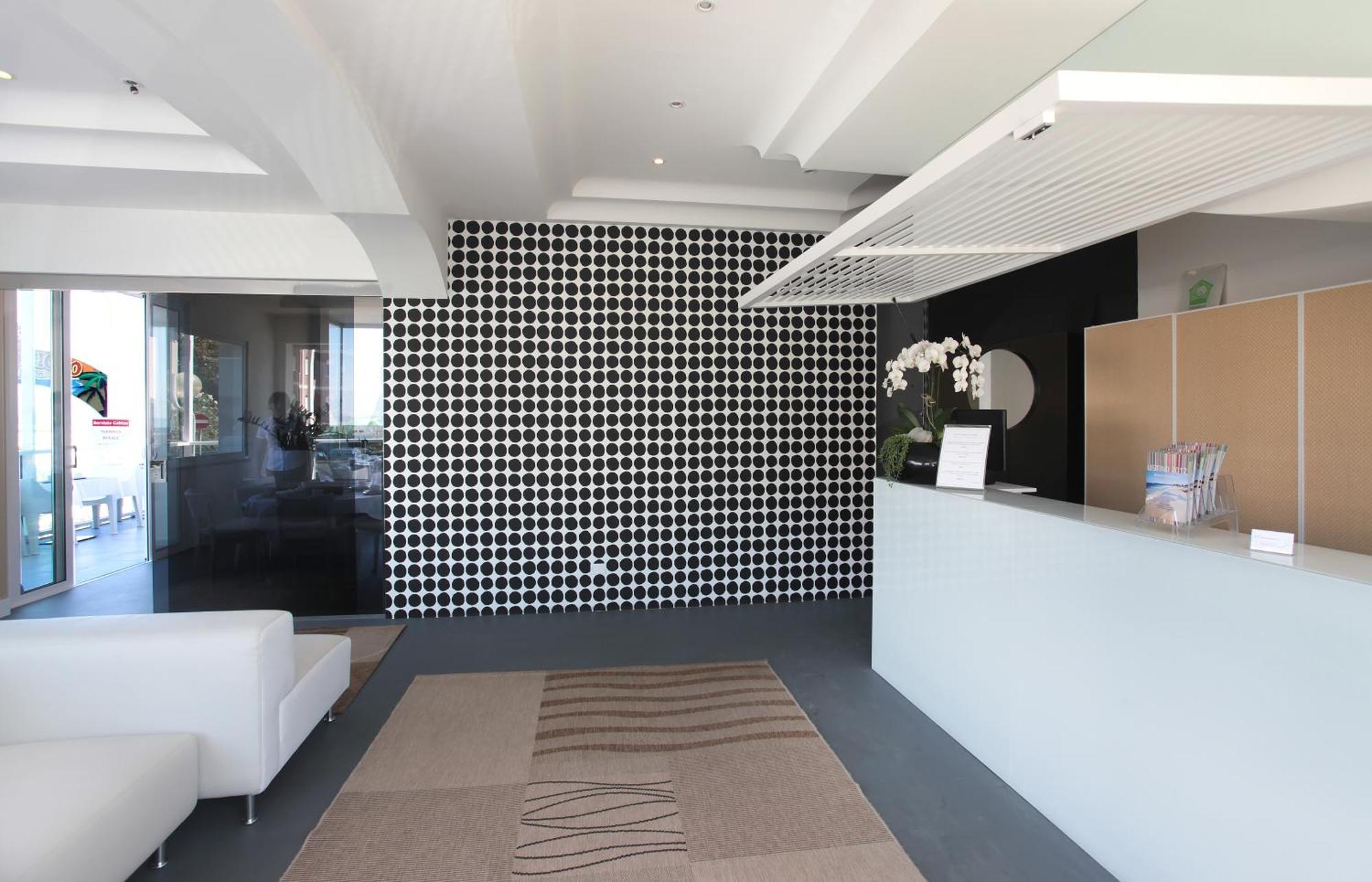 Aparthotel Terminus 4*