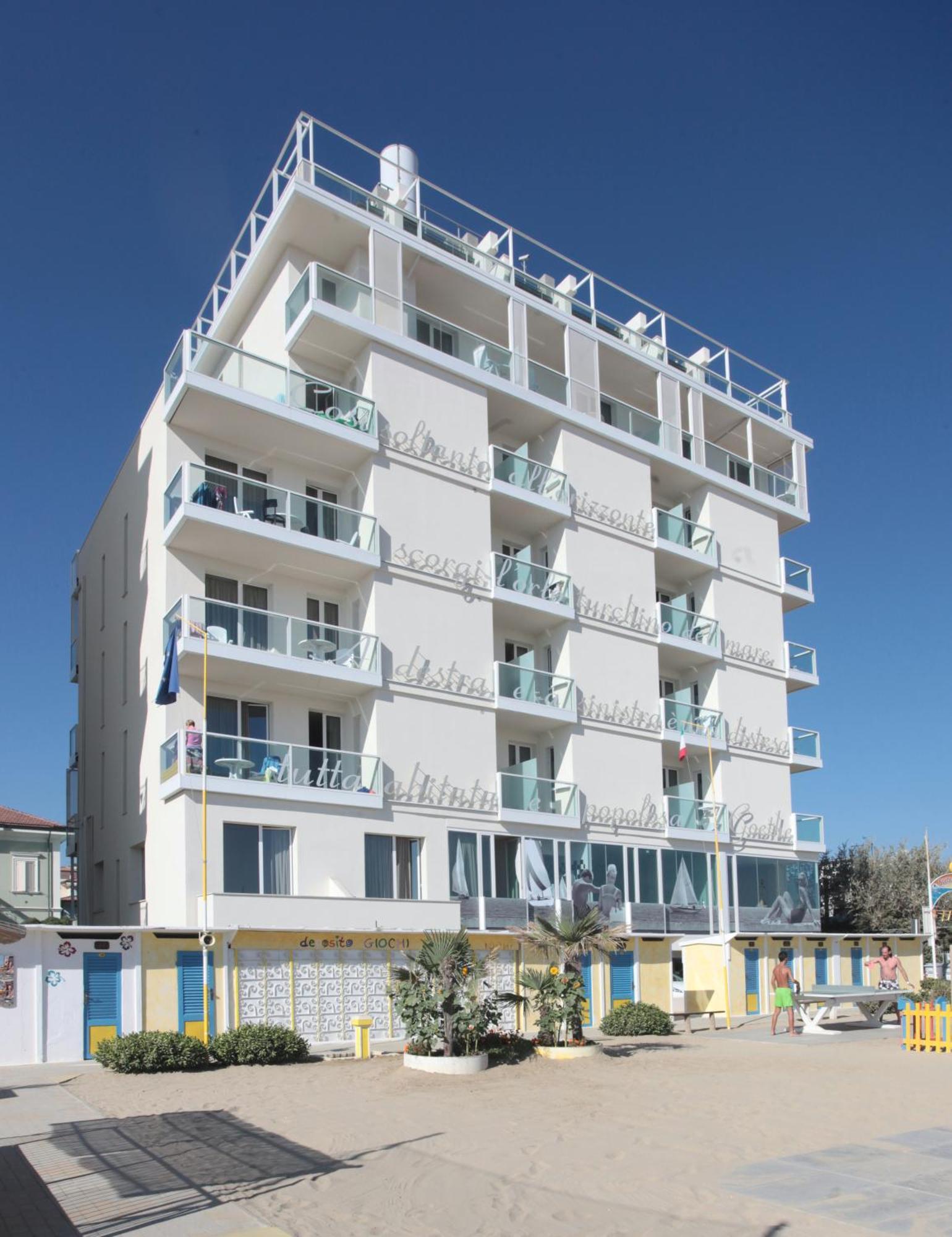 Aparthotel Terminus 4*