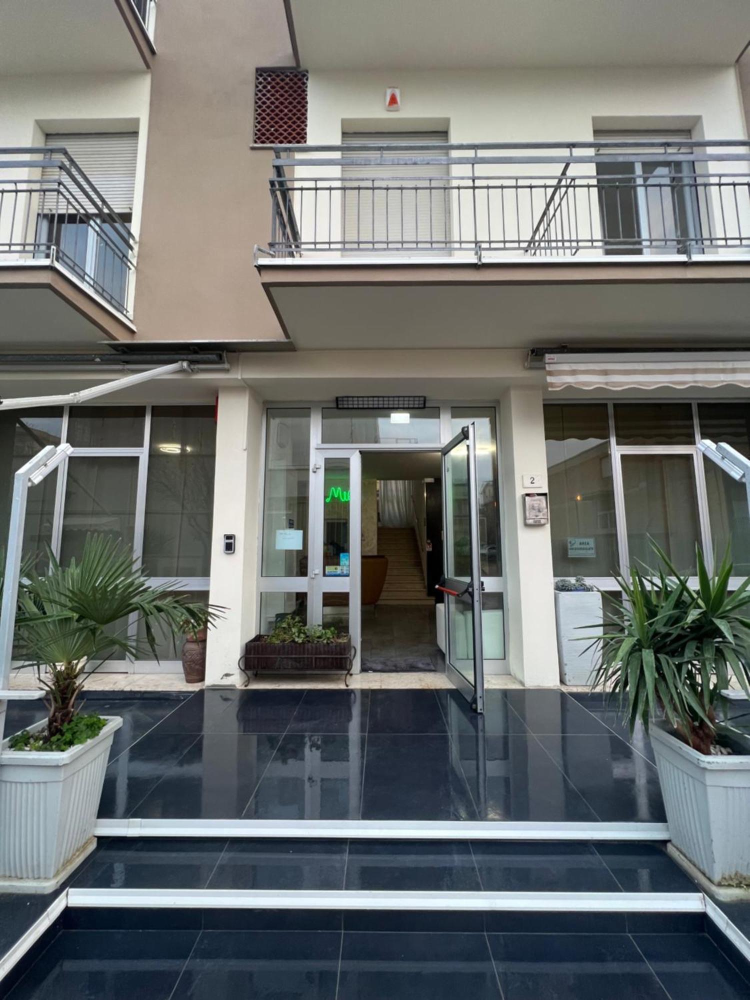 Hotel Miro
