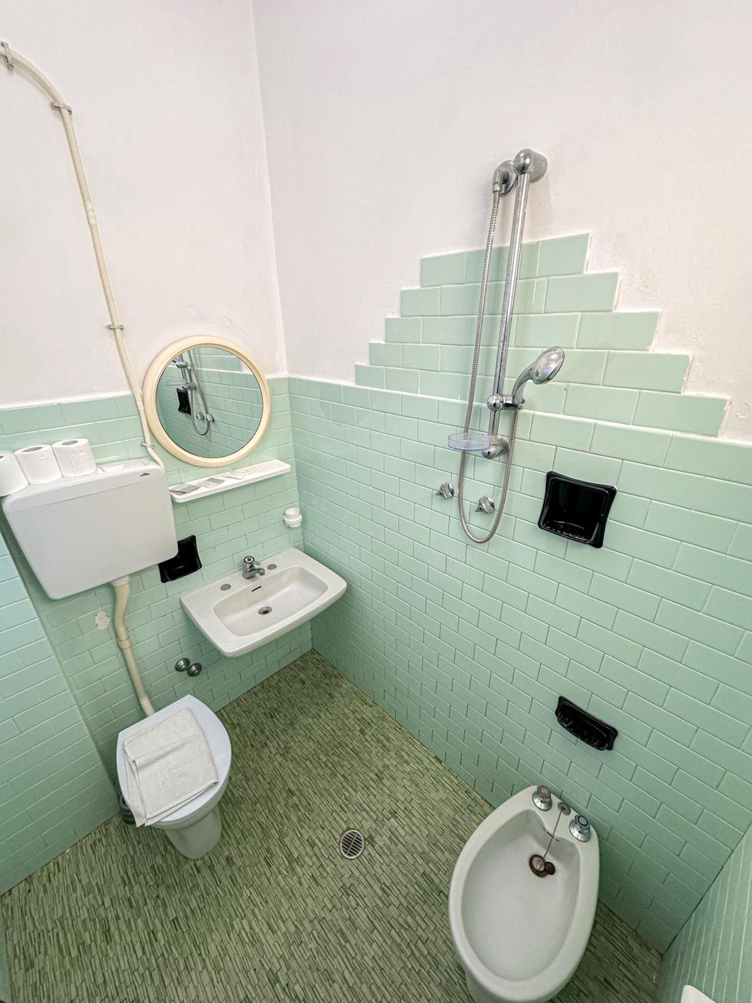 Hotel Albergo Serafini 2*