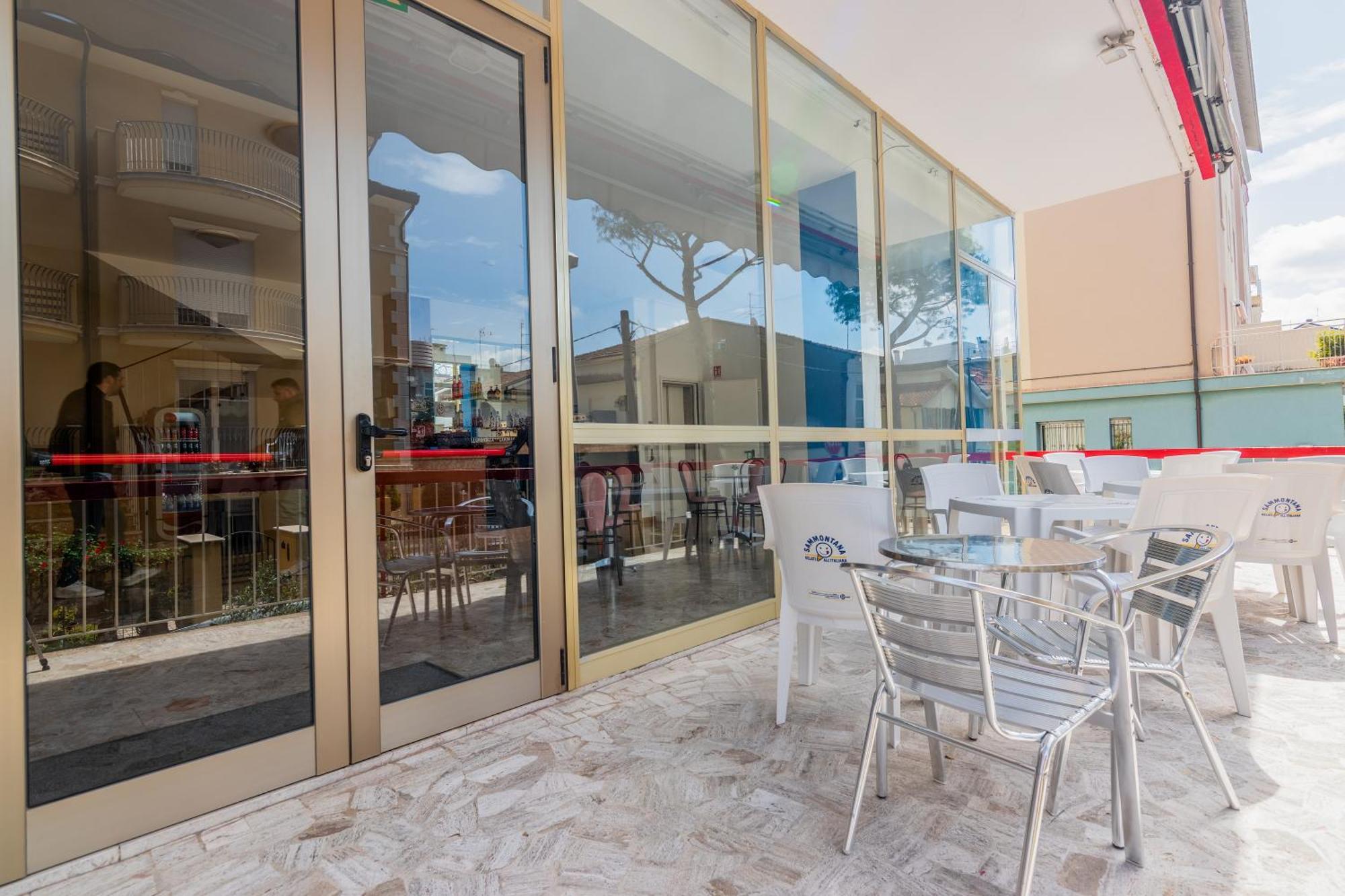 Albergo Serafini Hotel 2*