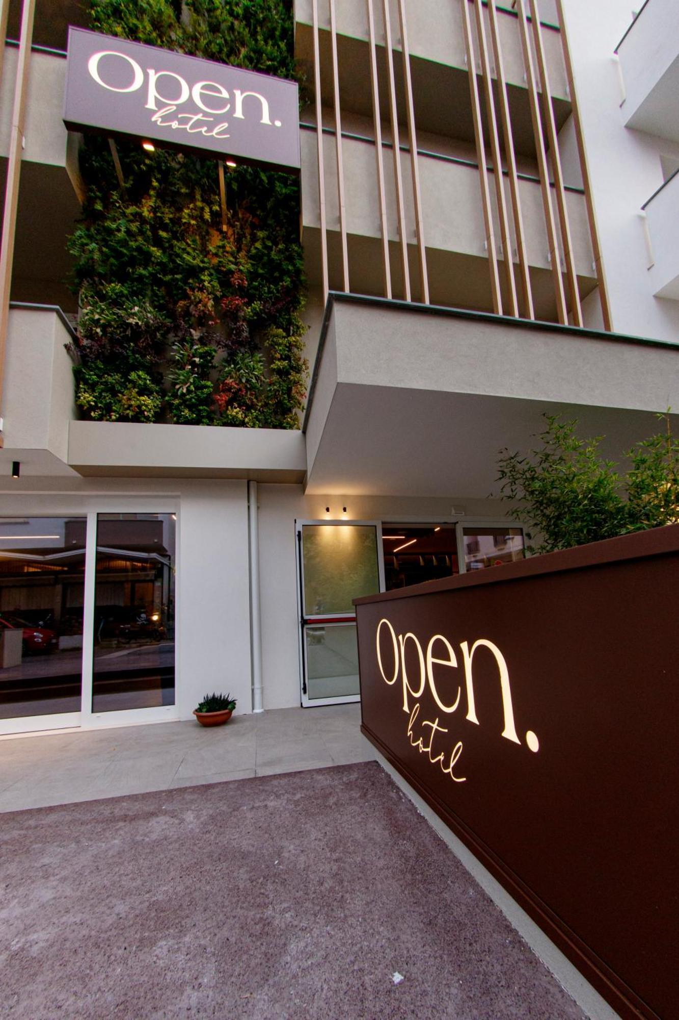 Hotel Open Rimini