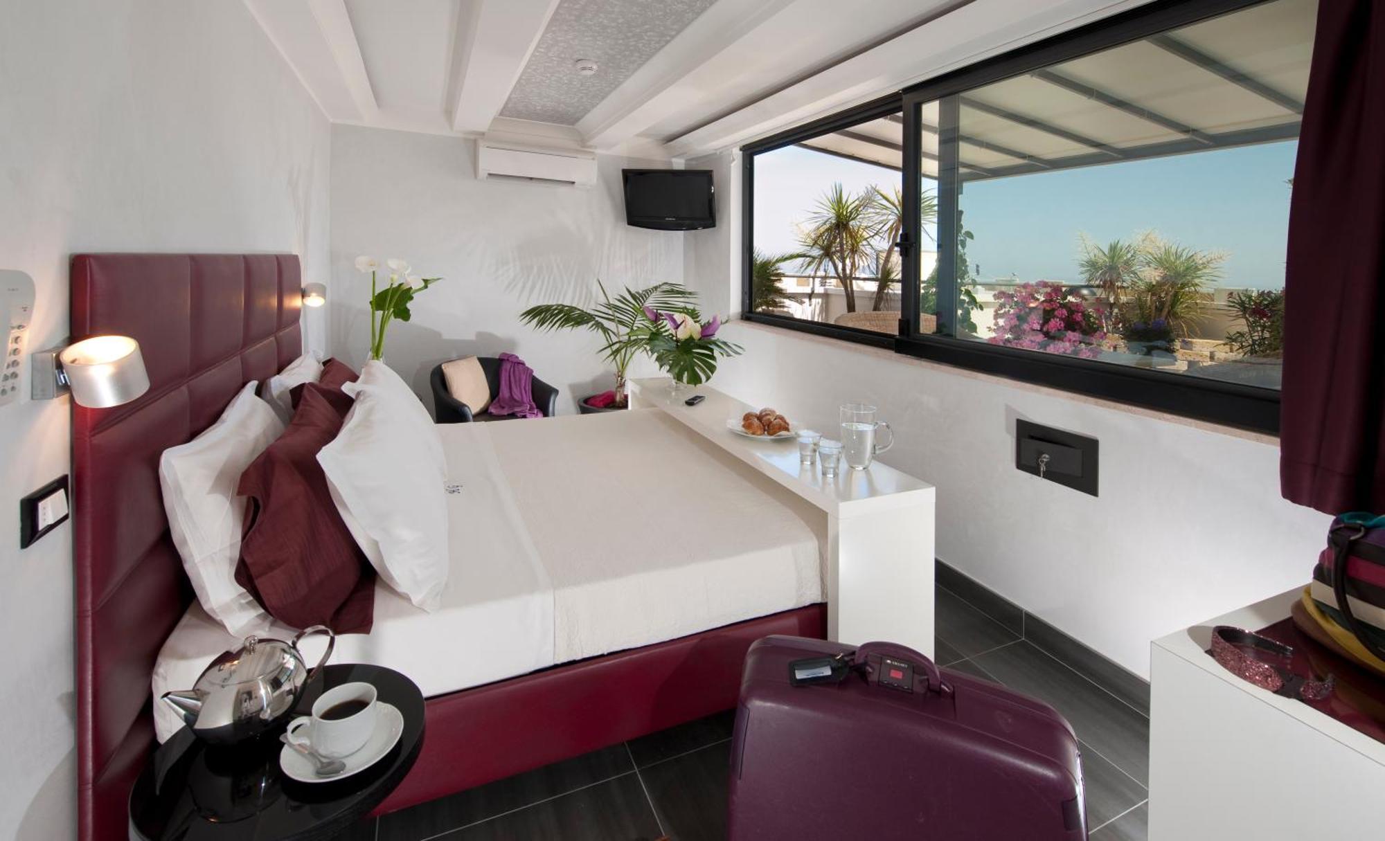 Hotel Gabriella 3*