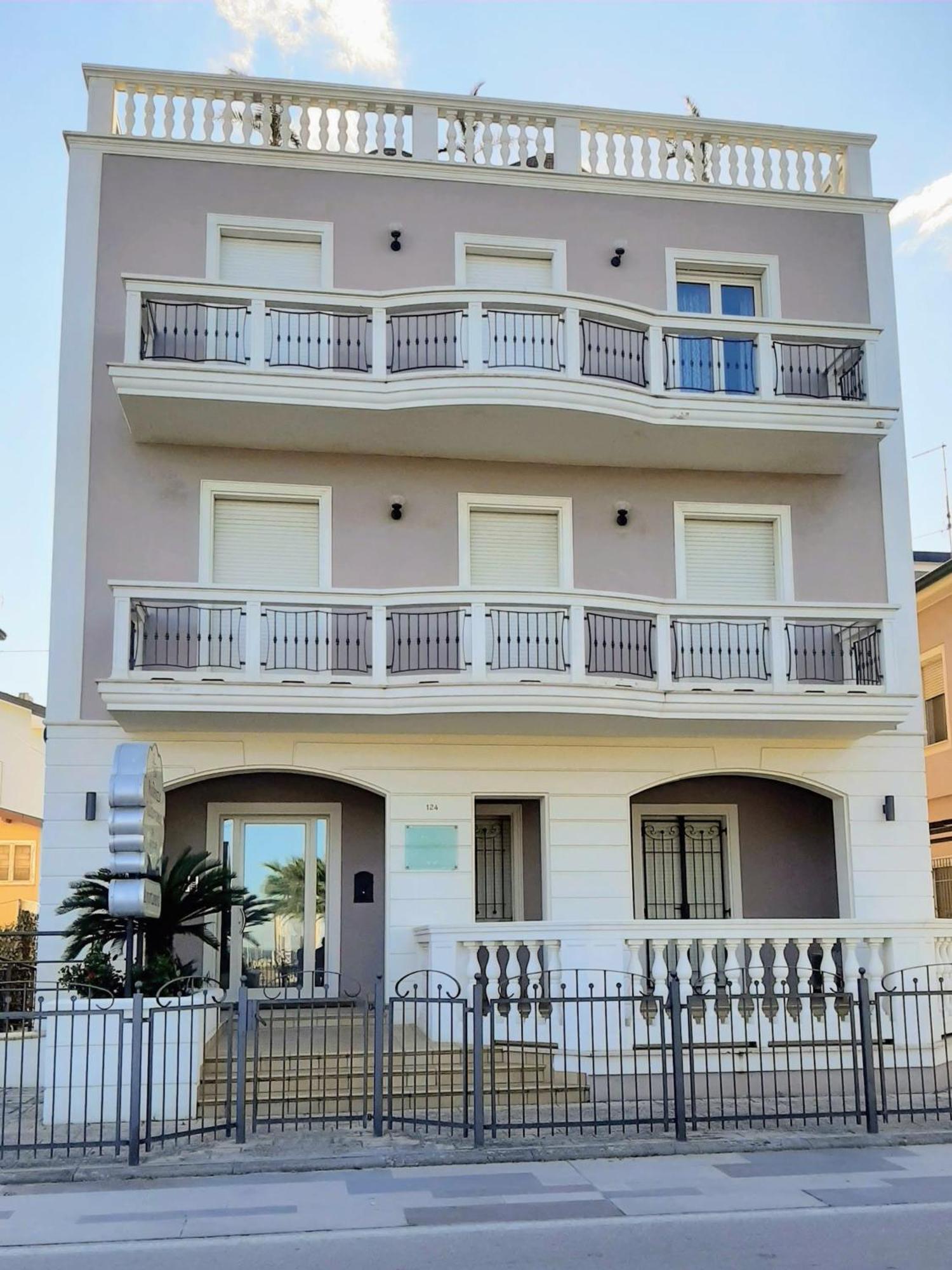 Aparthotel Residenza Mediterranea Rimini
