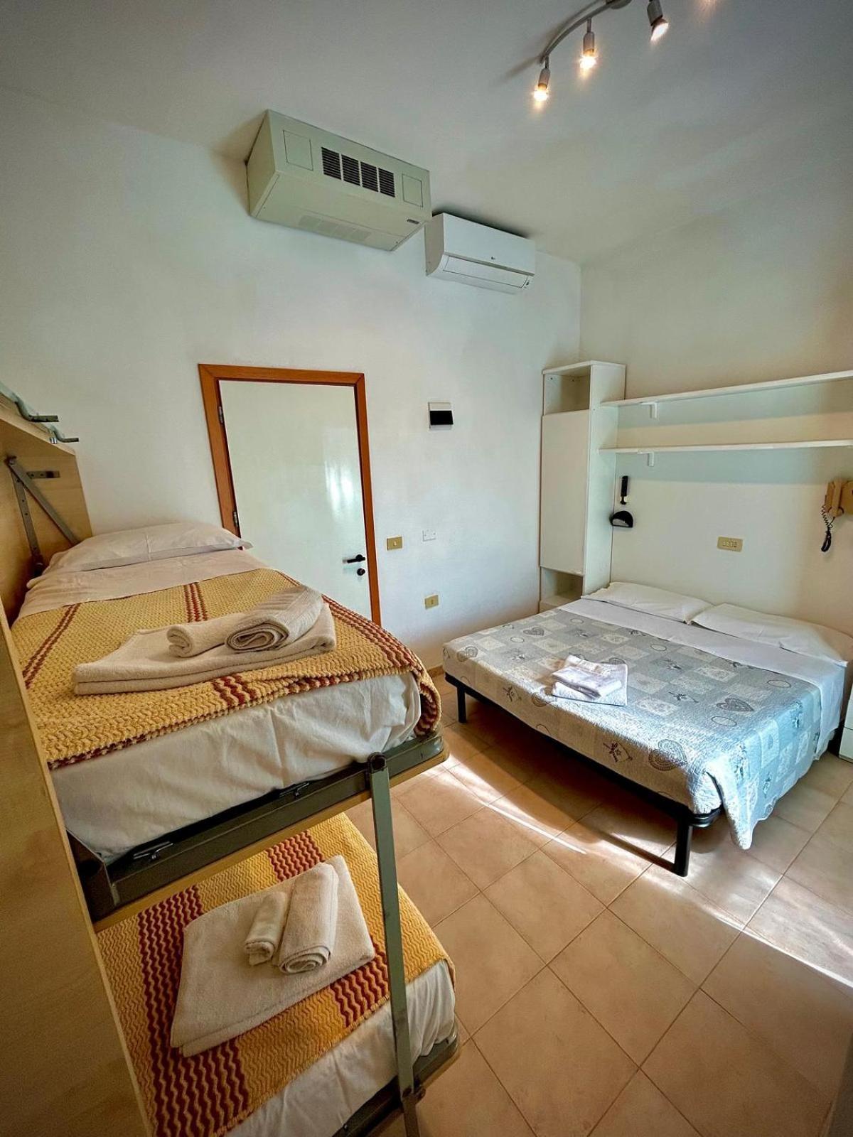 Hotel Sacramora 3*